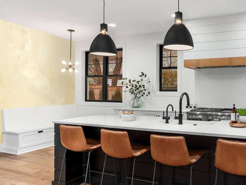 Weegbree und wilde Geranie - Gegenlicht