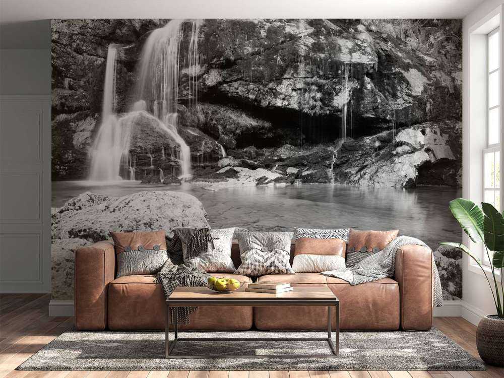Wasserfall über Stein