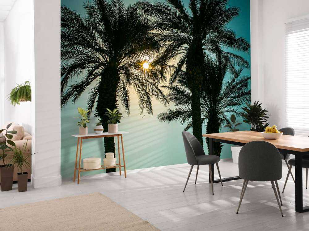 Silhouette von Palmen