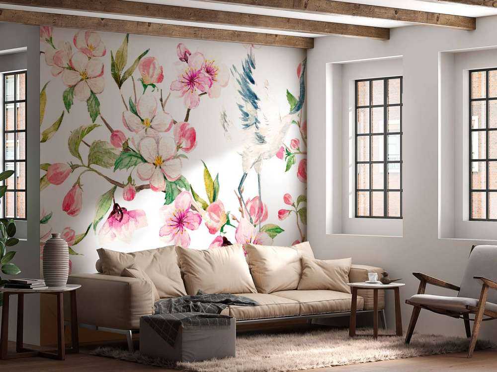 Gemalte Kraniche an Blumen