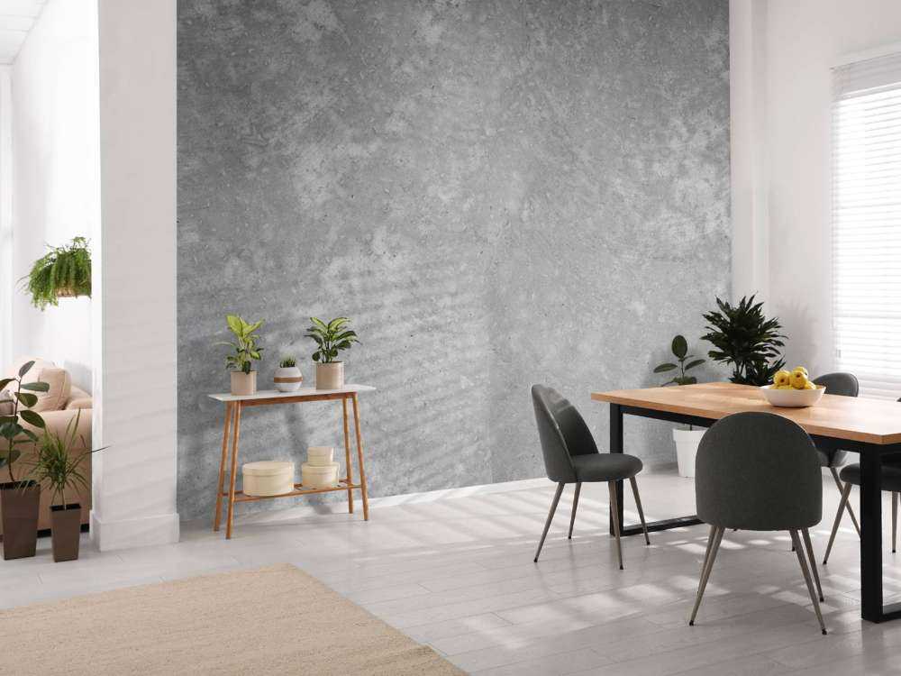 Dunkel gebürsteter Beton